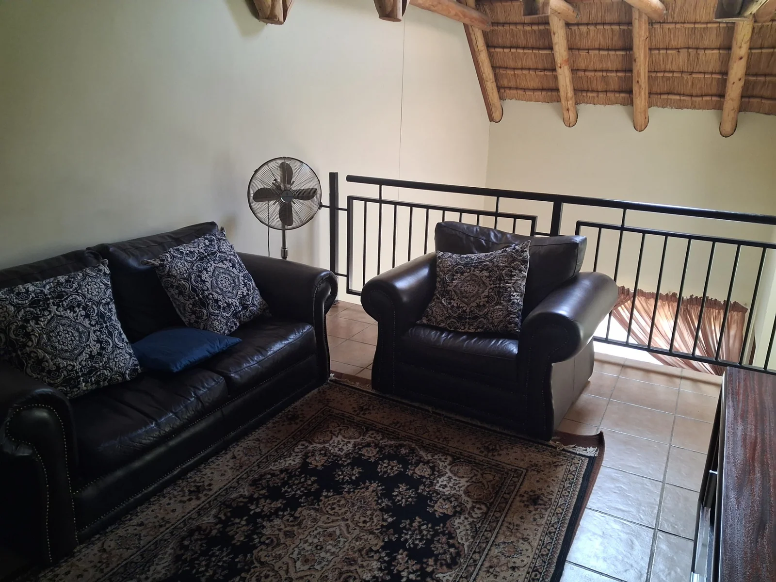 BEAUTIFUL PENTHOUSE 4 SALE IN MONTANA!!!!