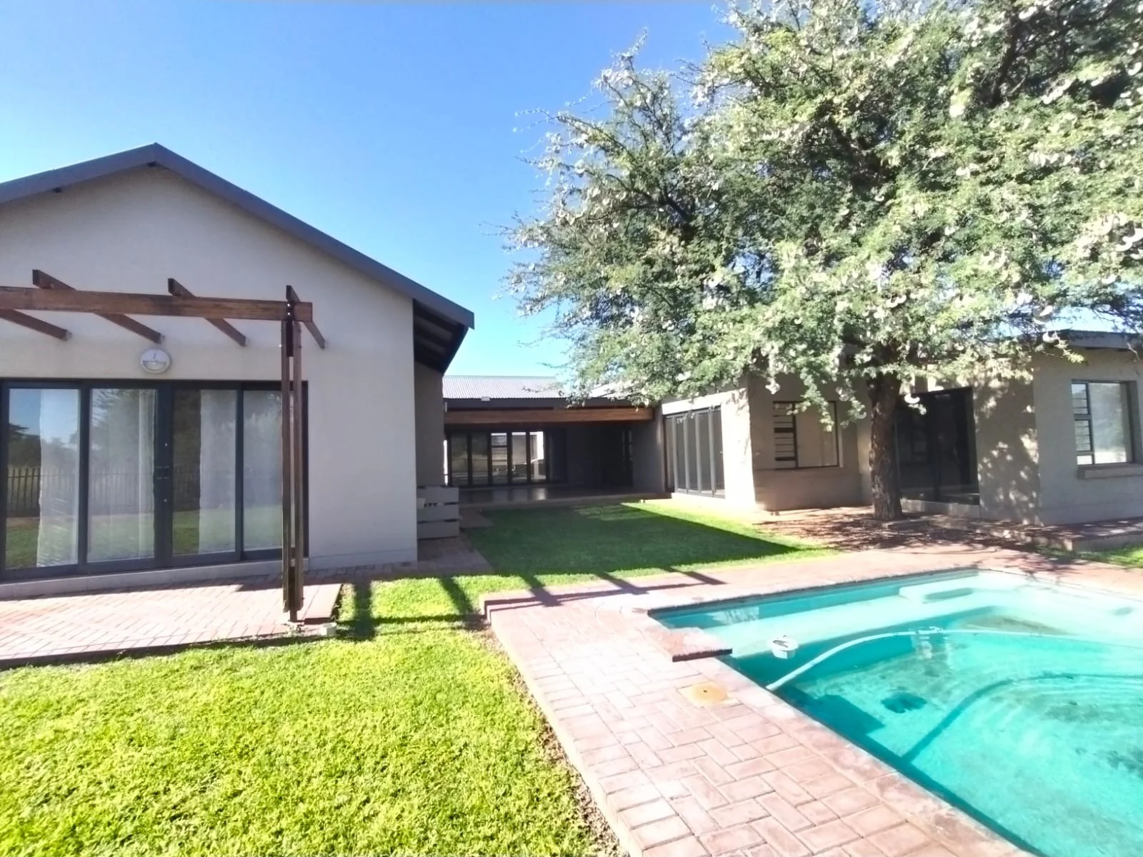 4 Bedroom Home for Sale