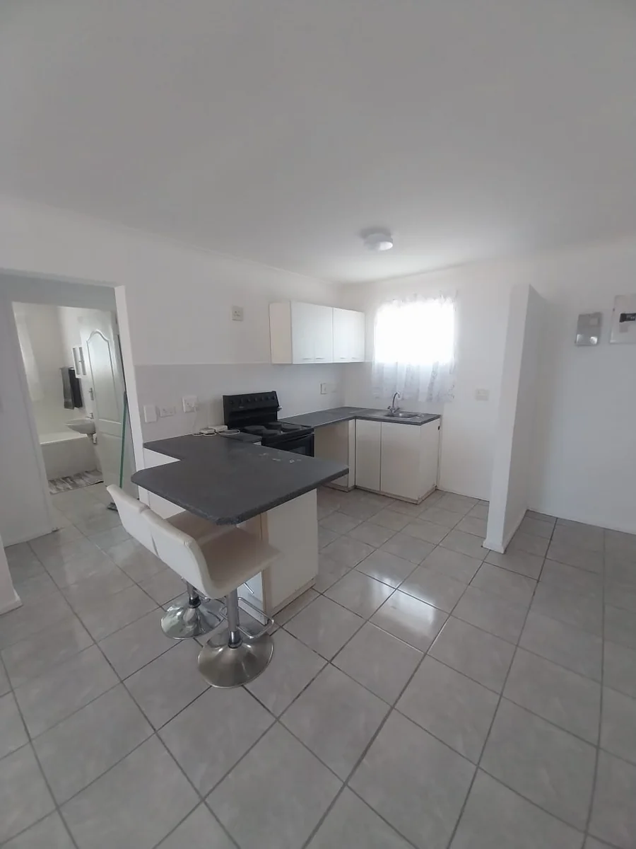 Neat and Secure 2 bed apartment for Sale in Bothasig