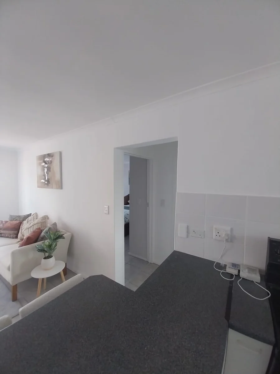 Neat and Secure 2 bed apartment for Sale in Bothasig