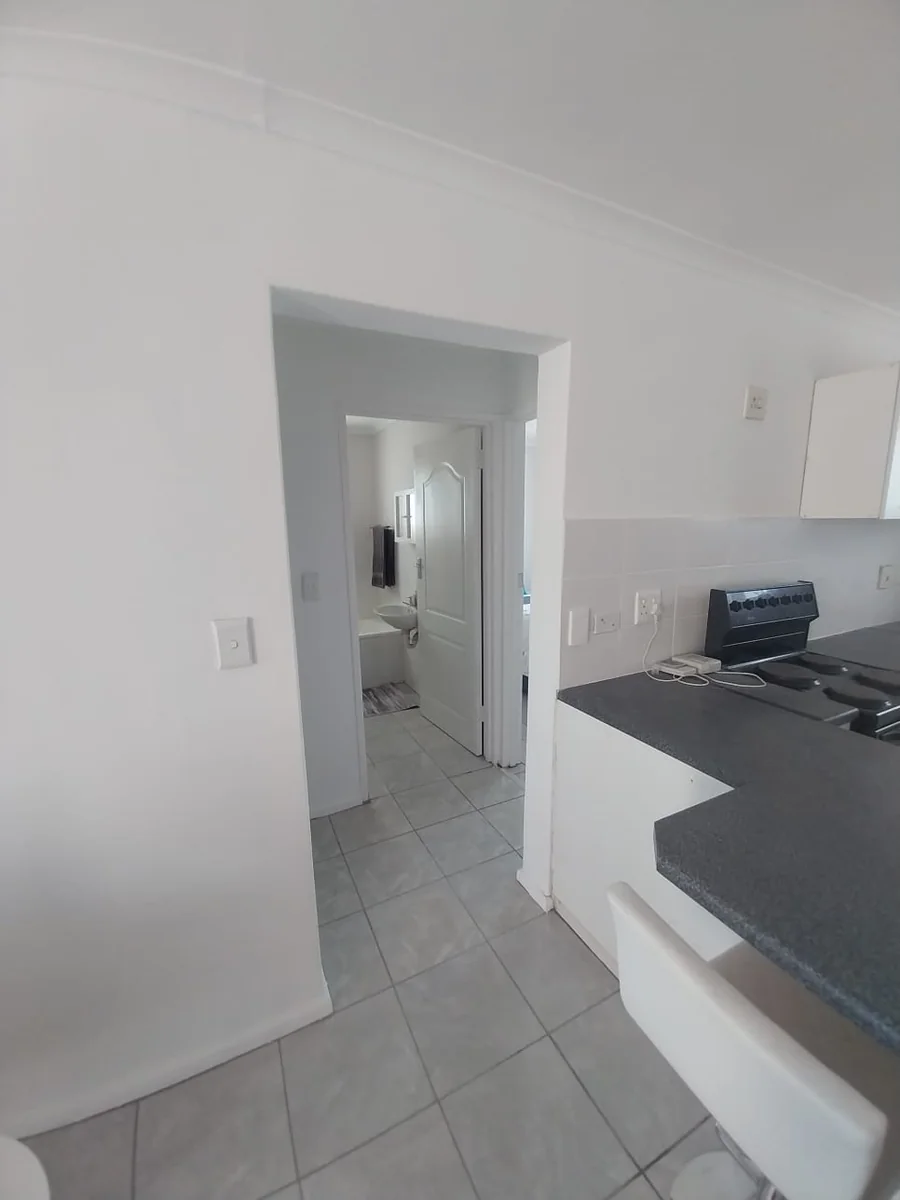 Neat and Secure 2 bed apartment for Sale in Bothasig