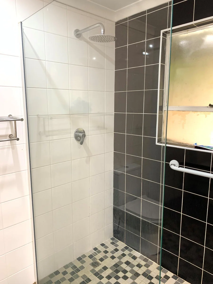 Modern & Secure Bachelor Cottage in the Heart of Noordwyk