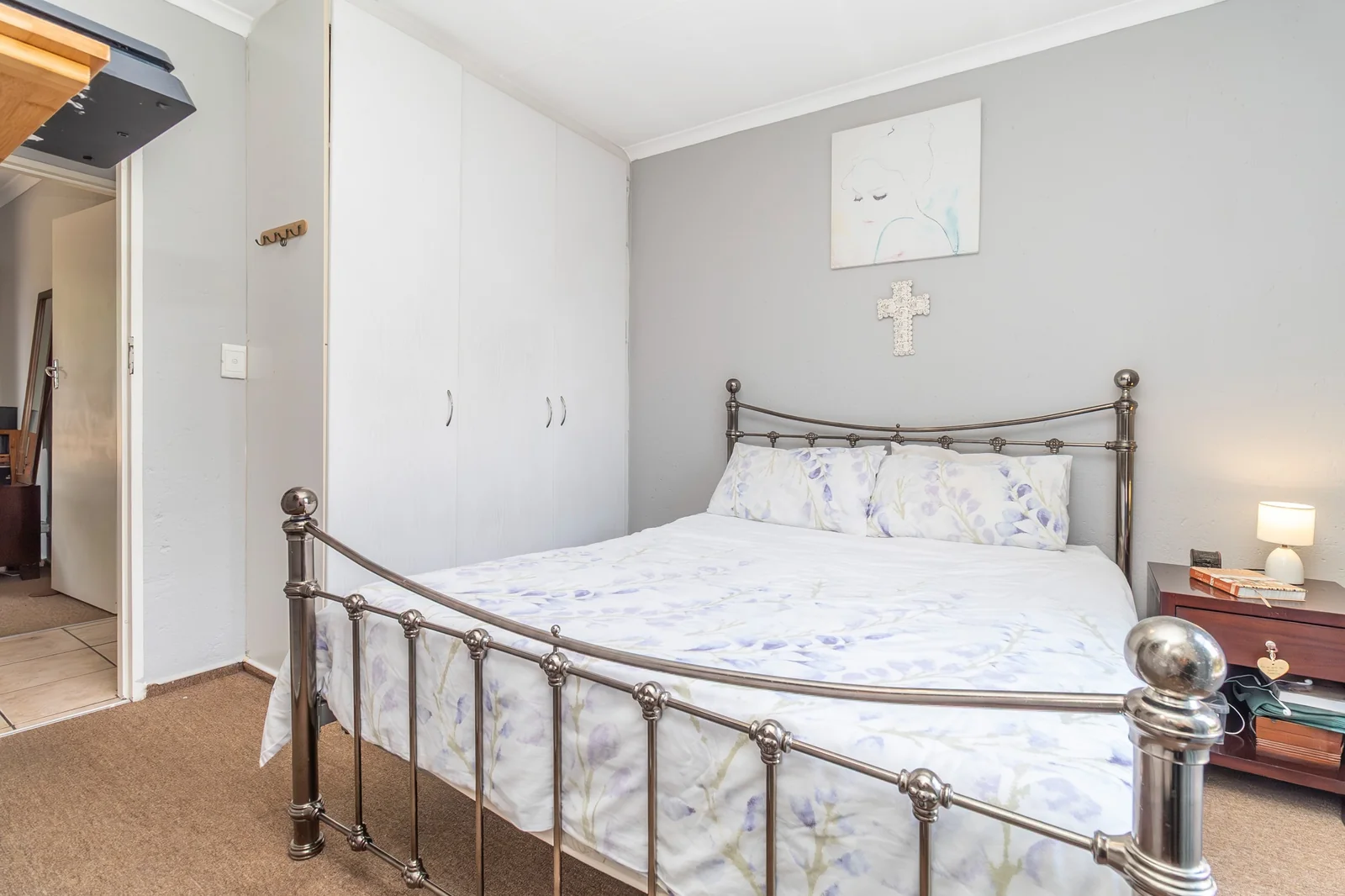 3 Bedroom Townhouse for Sale in Willowbrook