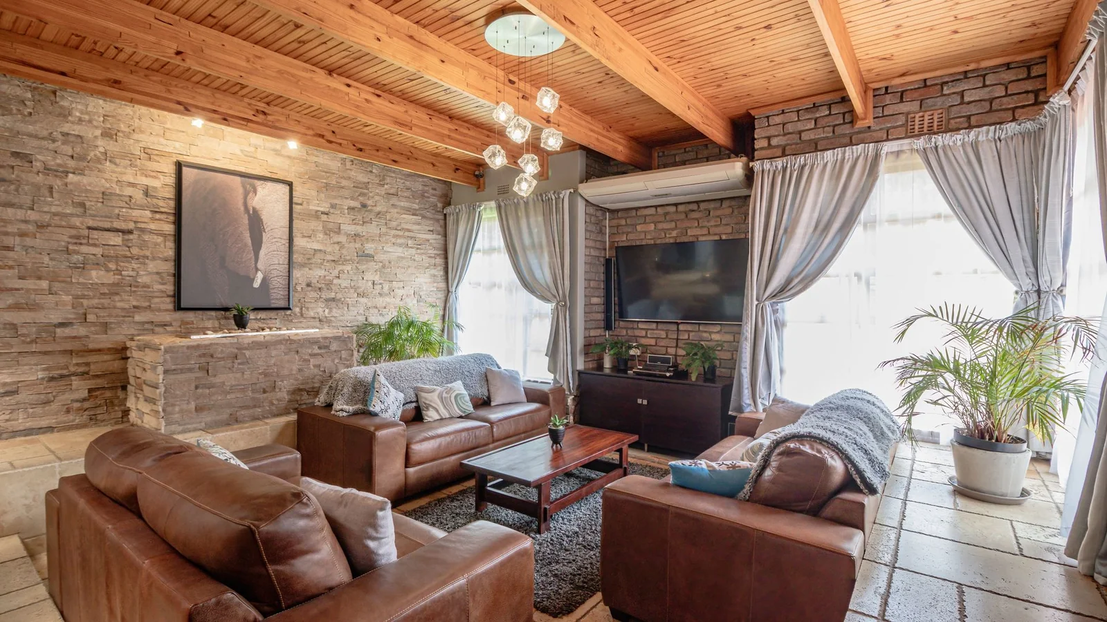 Expansive Family Home with Solar Power, Borehole and Exceptional Entertainment