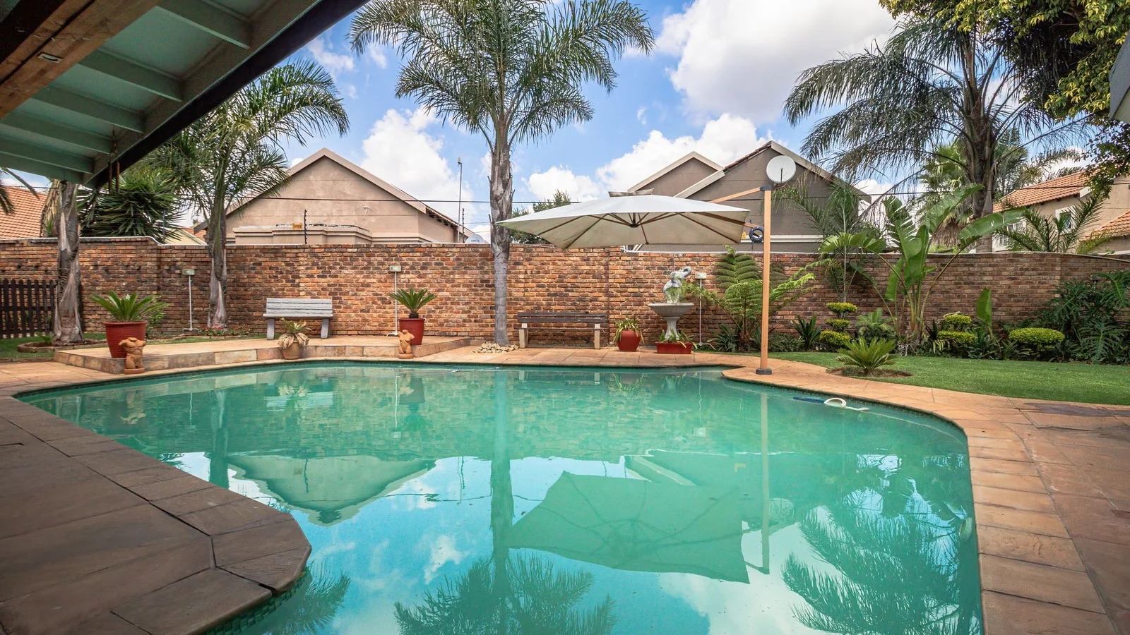 Expansive Family Home with Solar Power, Borehole and Exceptional Entertainment