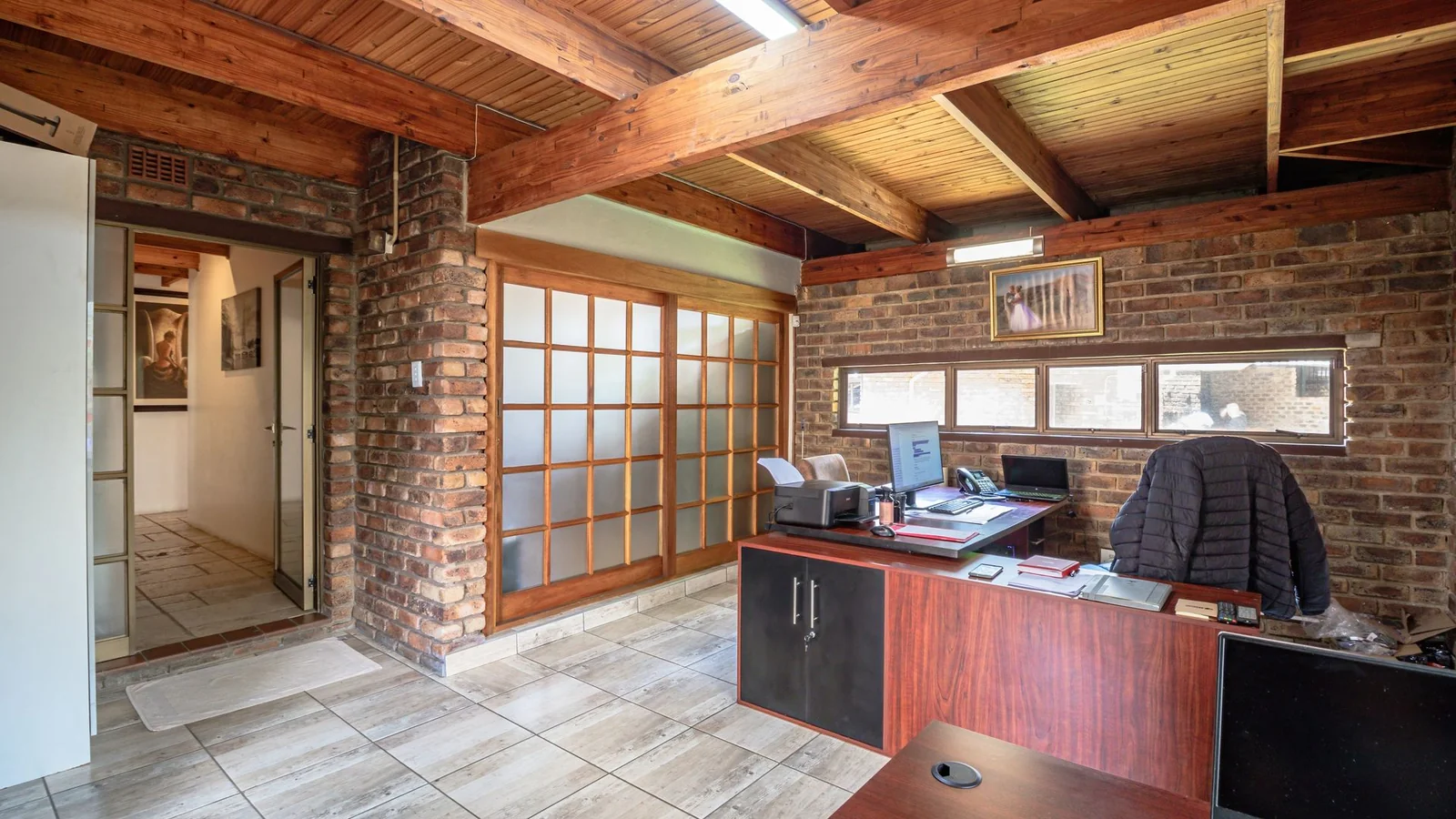 Expansive Family Home with Solar Power, Borehole and Exceptional Entertainment