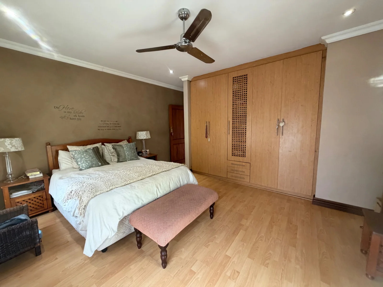 CHARM AND STYLE TEAMED WITH ELEGANCE ..... INSIDE A SECURITY ESTATE!