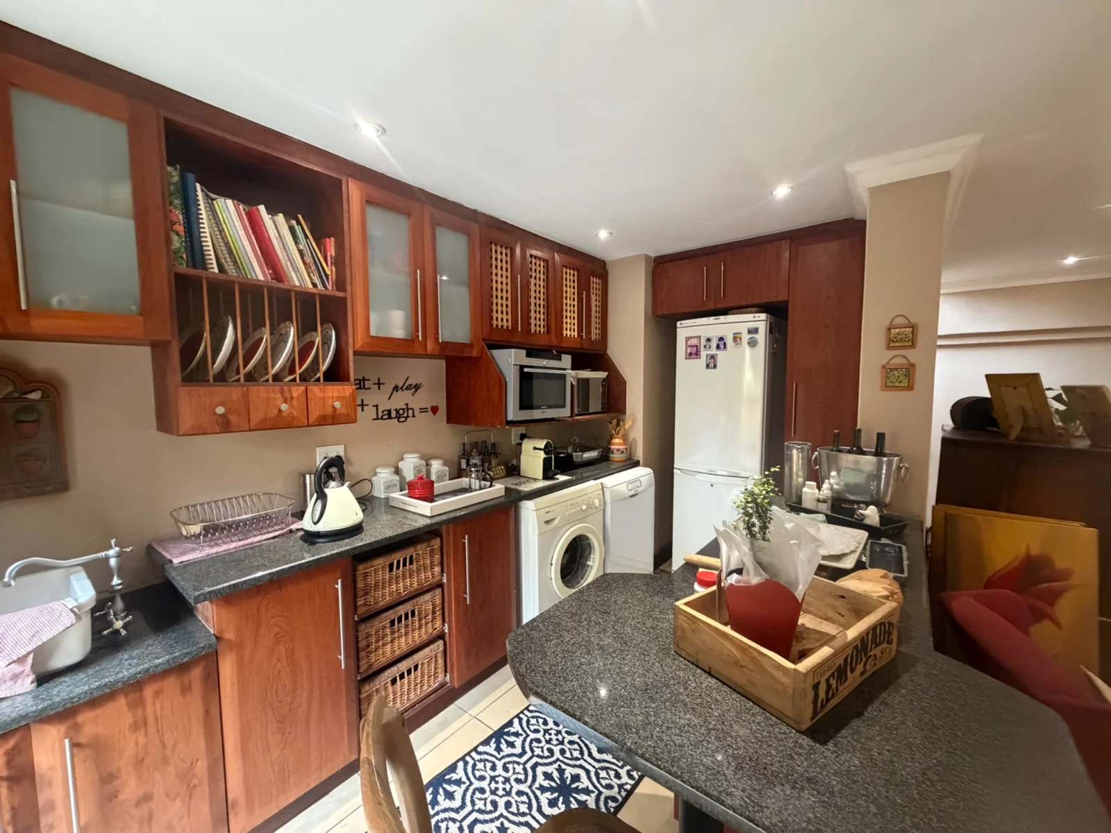 CHARM AND STYLE TEAMED WITH ELEGANCE ..... INSIDE A SECURITY ESTATE!