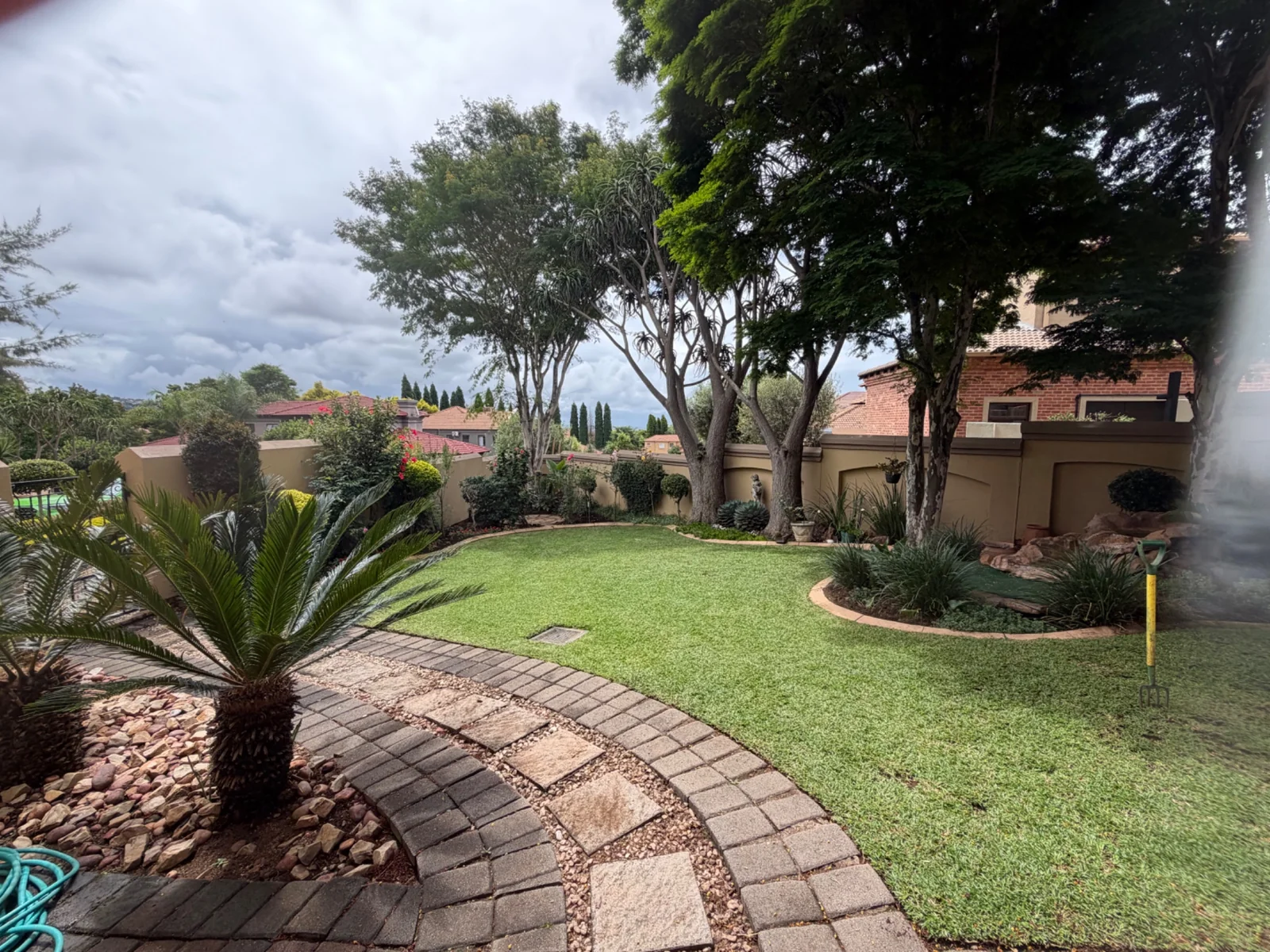 CHARM AND STYLE TEAMED WITH ELEGANCE ..... INSIDE A SECURITY ESTATE!