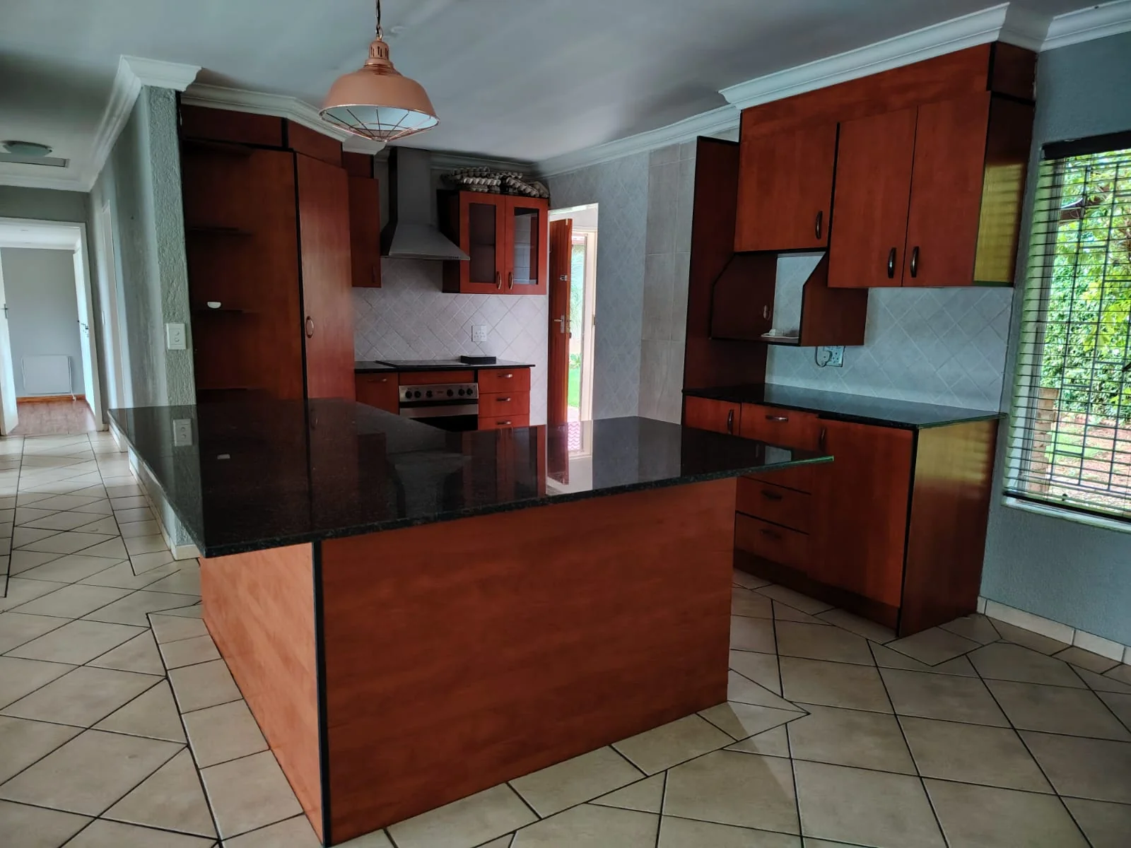 Fabulous Rental Property in a perfect, tranquil setting of Rangeview ext