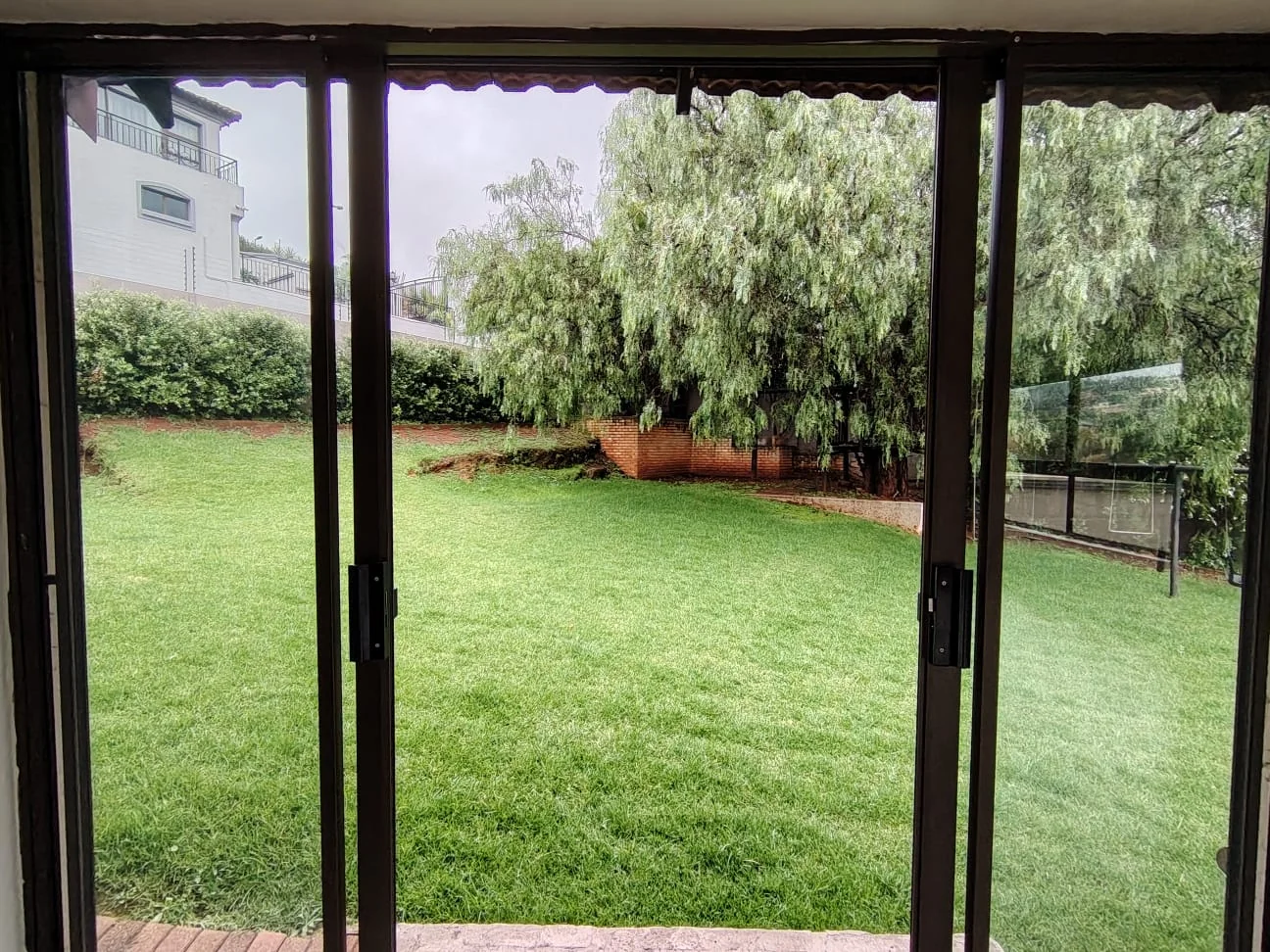 Fabulous Rental Property in a perfect, tranquil setting of Rangeview ext