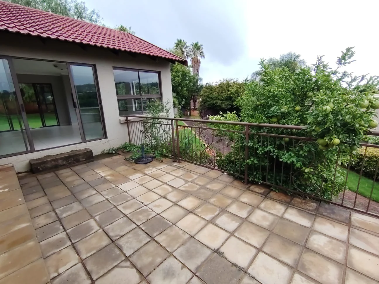 Fabulous Rental Property in a perfect, tranquil setting of Rangeview ext