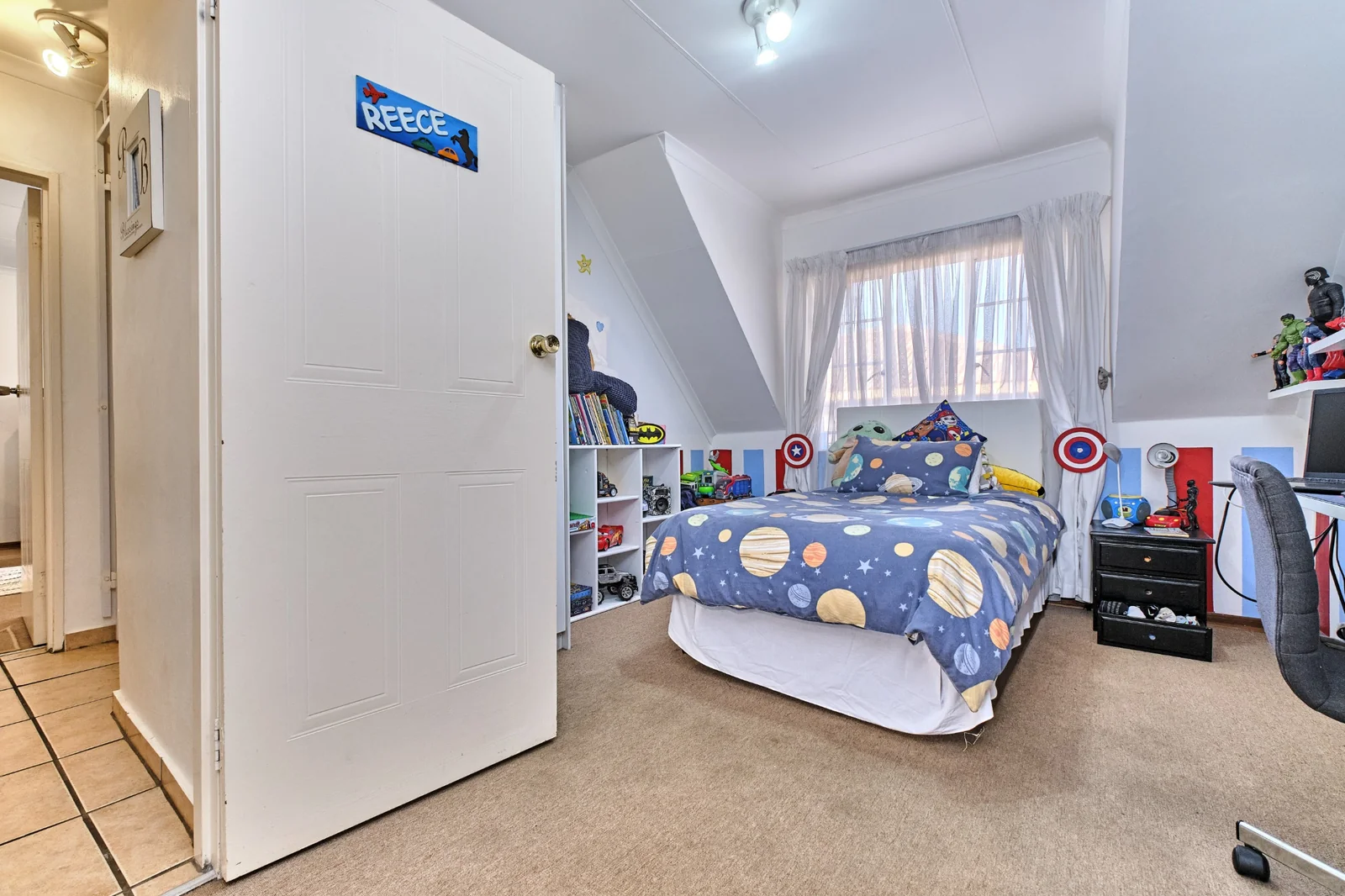 4 Bedroom Townhouse for Sale in Willowbrook