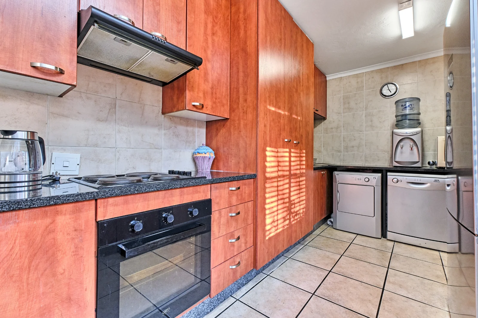 4 Bedroom Townhouse for Sale in Willowbrook