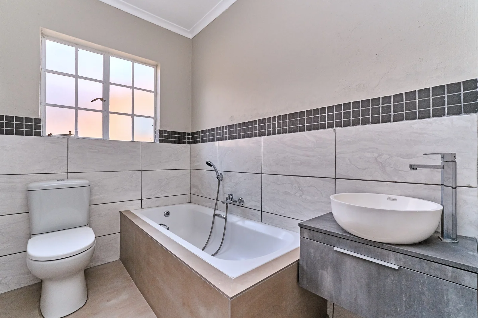 3 Bedroom Simplex to Rent in Wilgeheuwel