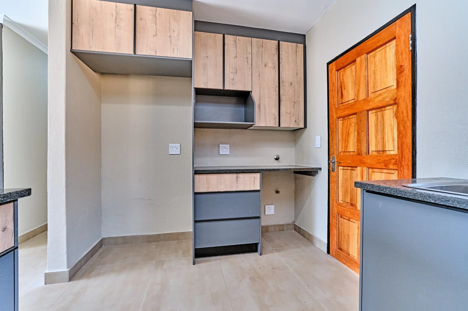 3 Bedroom Simplex to Rent in Wilgeheuwel