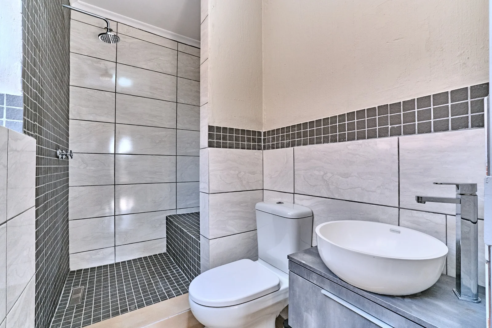 3 Bedroom Simplex to Rent in Wilgeheuwel