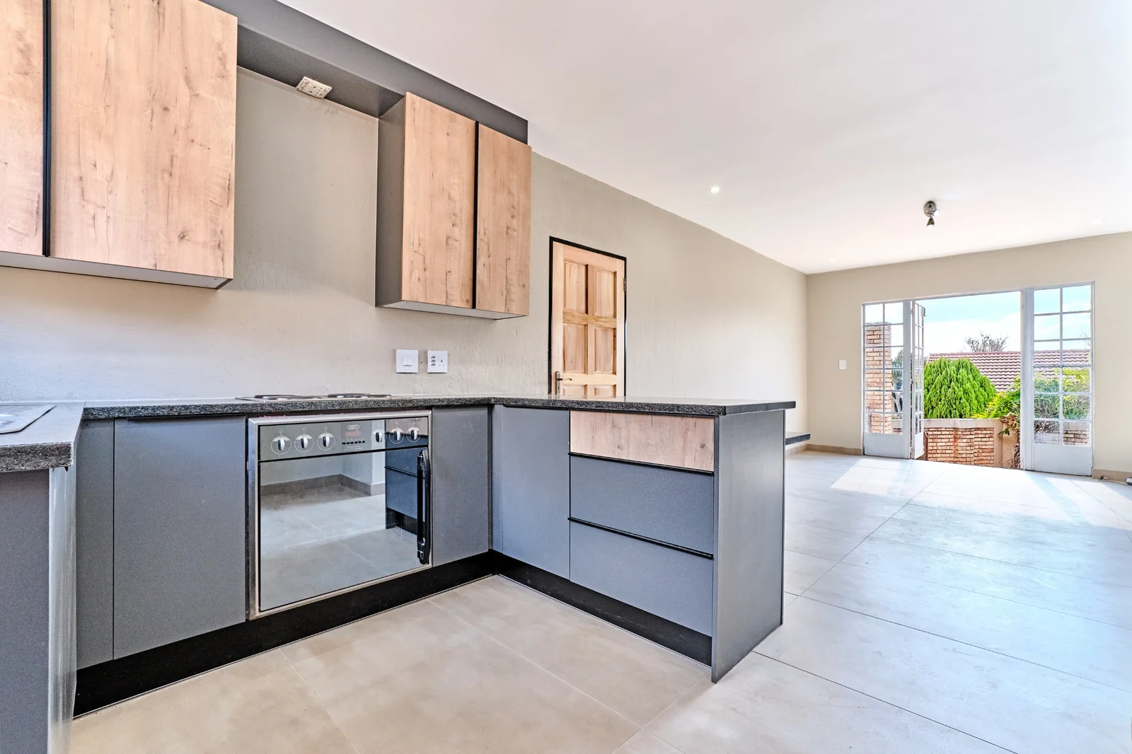 3 Bedroom Simplex to Rent in Wilgeheuwel