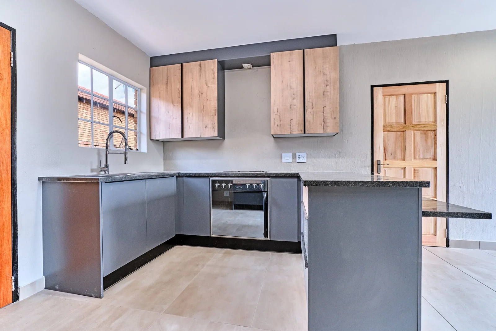 3 Bedroom Simplex to Rent in Wilgeheuwel