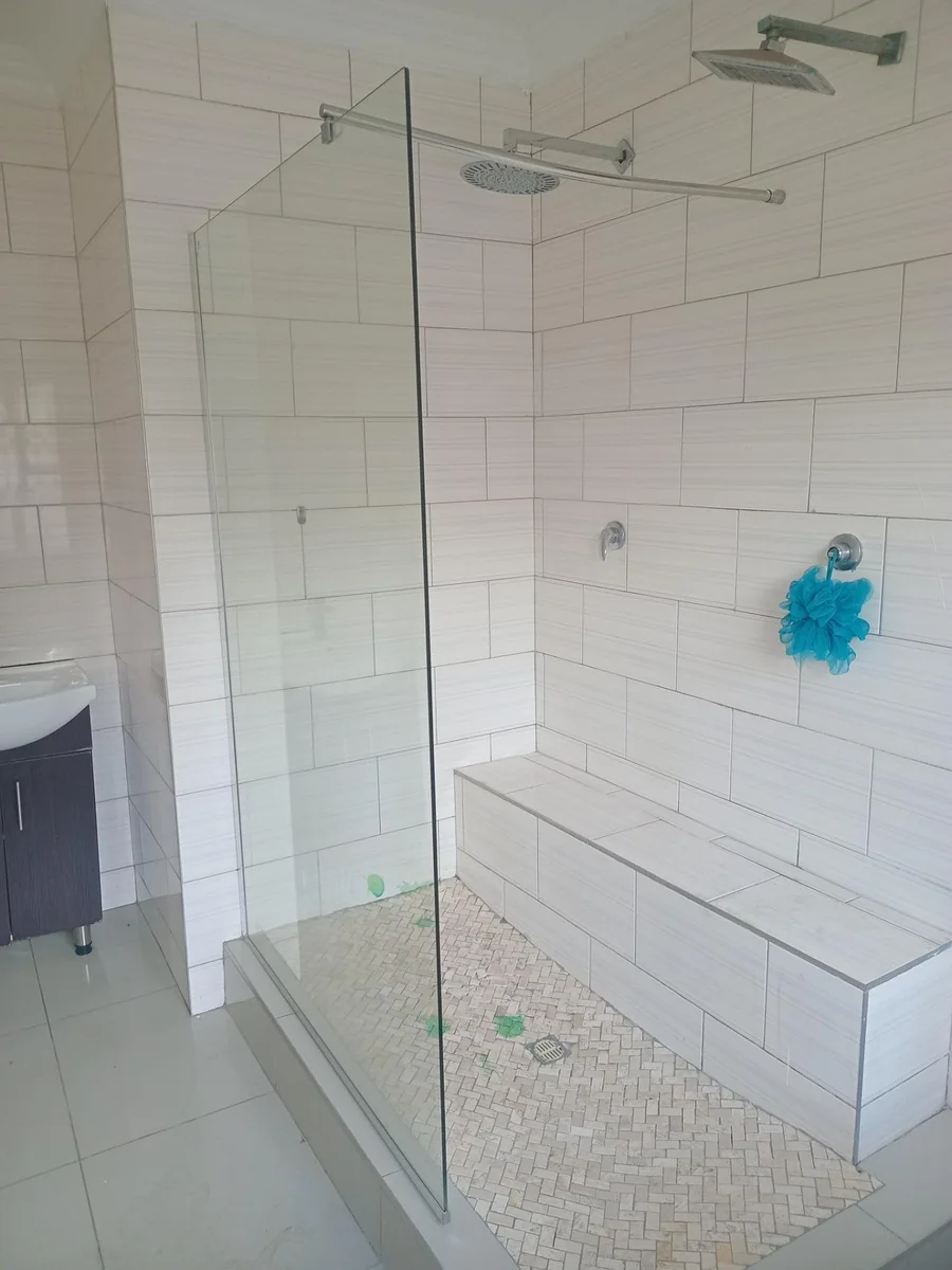 A  lovely 3 bed 2 bath house Sagewood, Midrand.