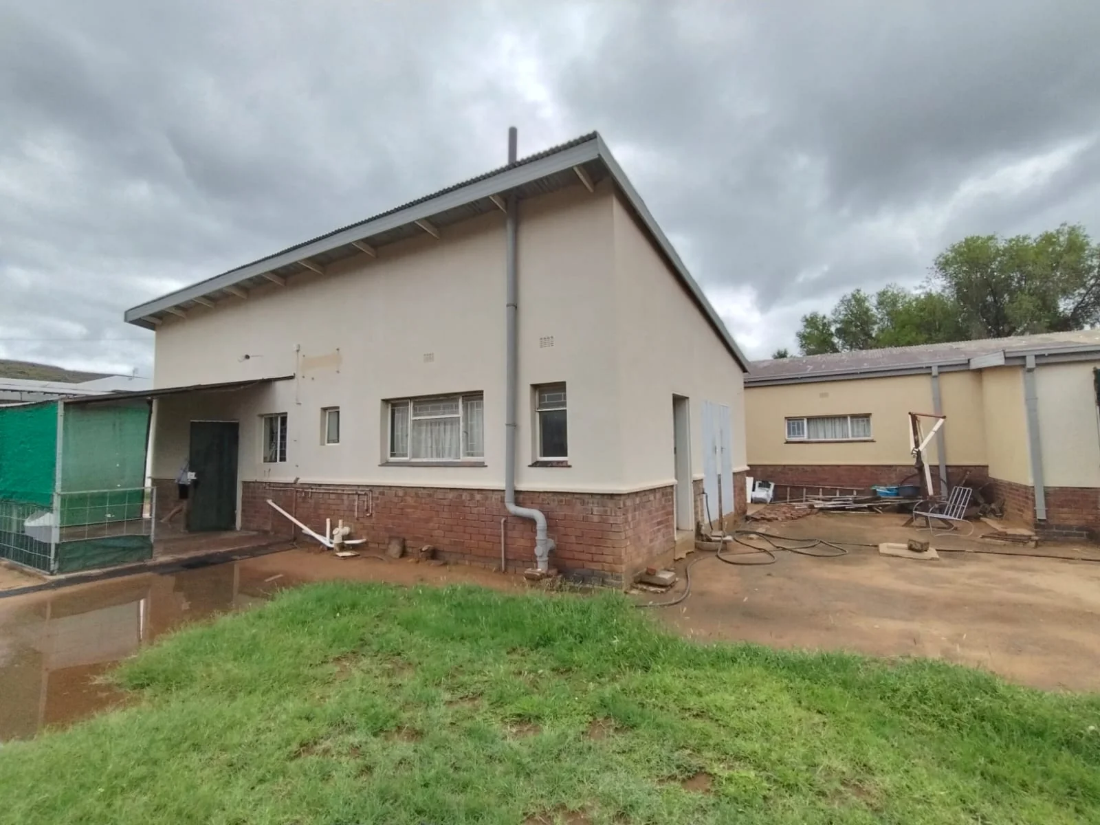 4 Bedroom House For Sale