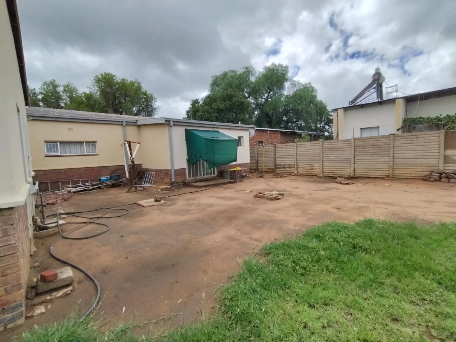 4 Bedroom House For Sale