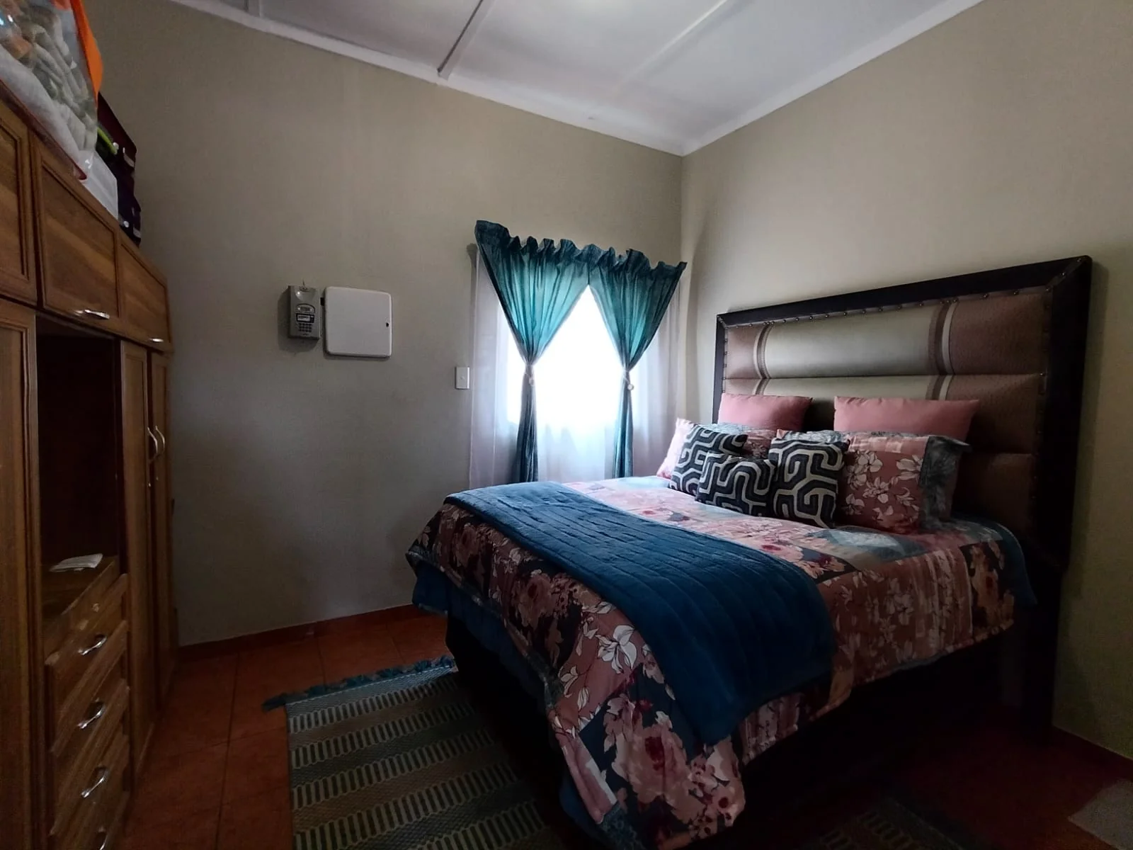 4 Bedroom House For Sale