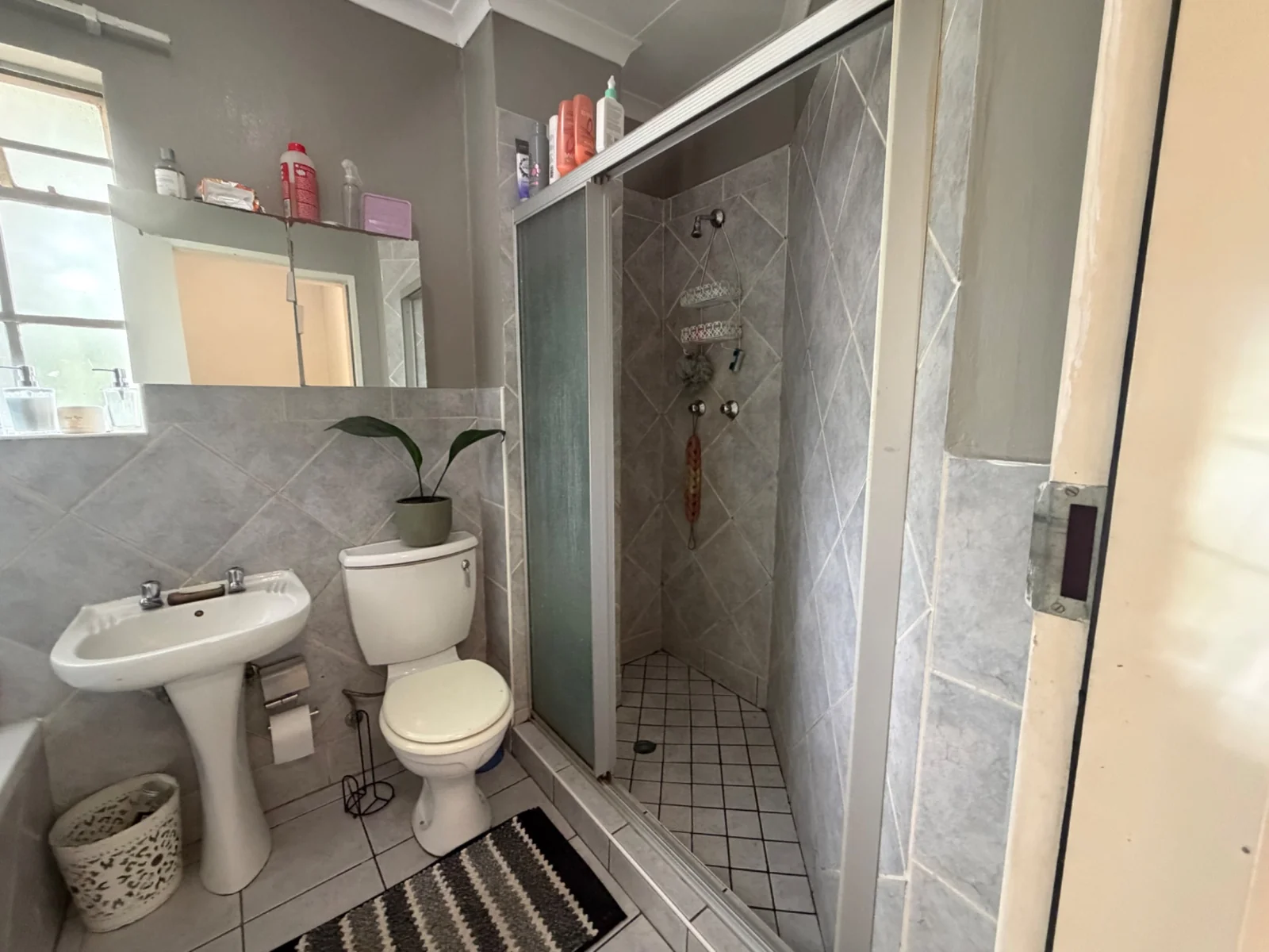 MAKE THIS ONE YOURS!!