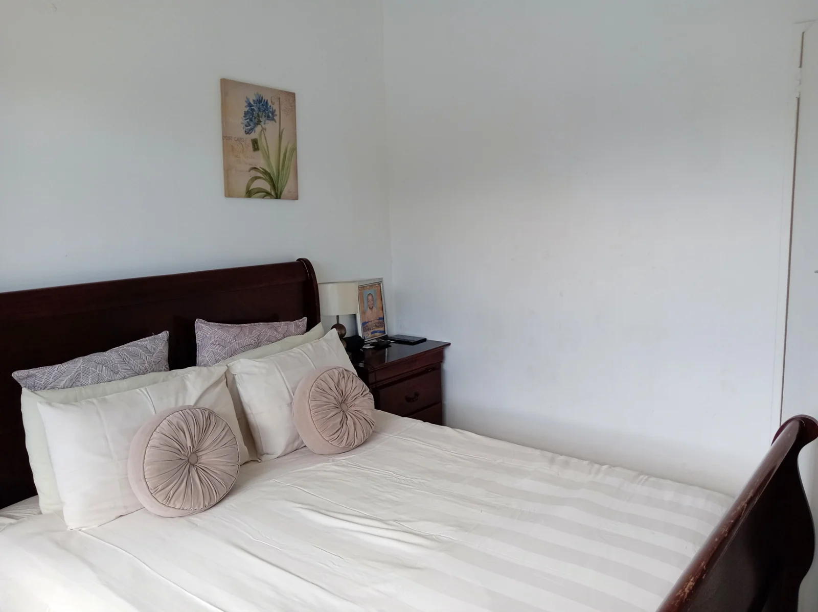 STEP INTO THIS STUNNING AND ELEGENCE HOUSE