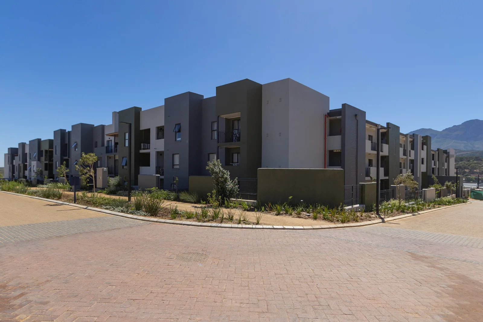 2 Bedroom Apartment for sale in Stellenbosch