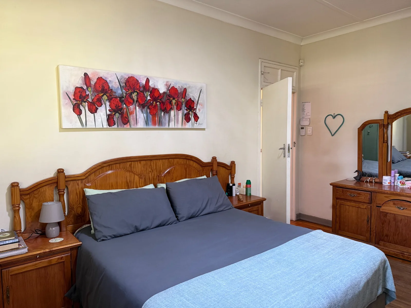 Bayswater Move in Ready Bayswater home with a flat for sale