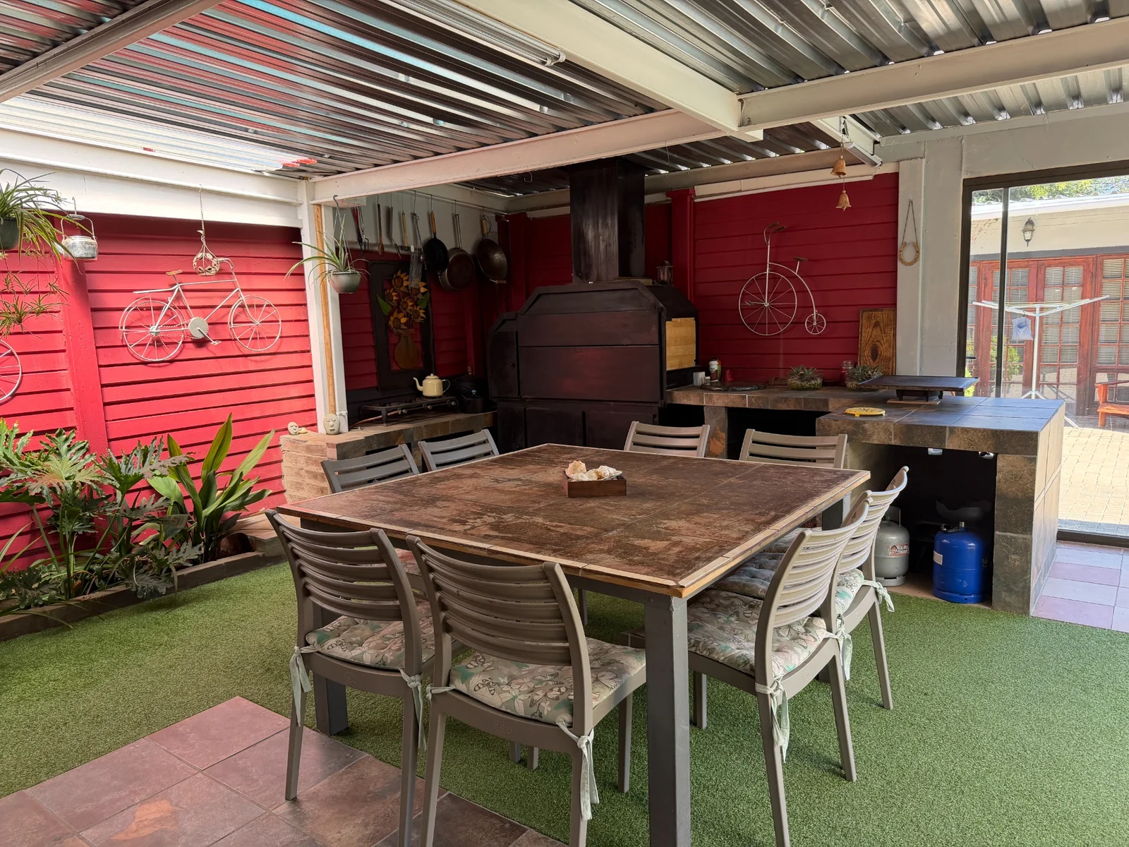 Bayswater Move in Ready Bayswater home with a flat for sale