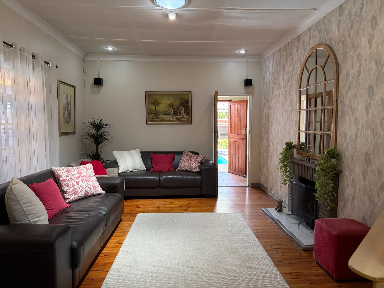 Bayswater Move in Ready Bayswater home with a flat for sale