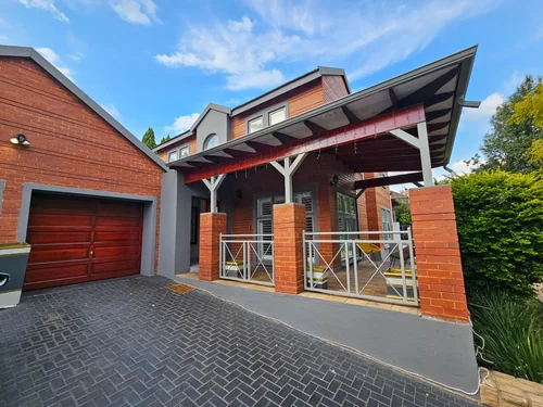 Cornwall Hill, Centurion