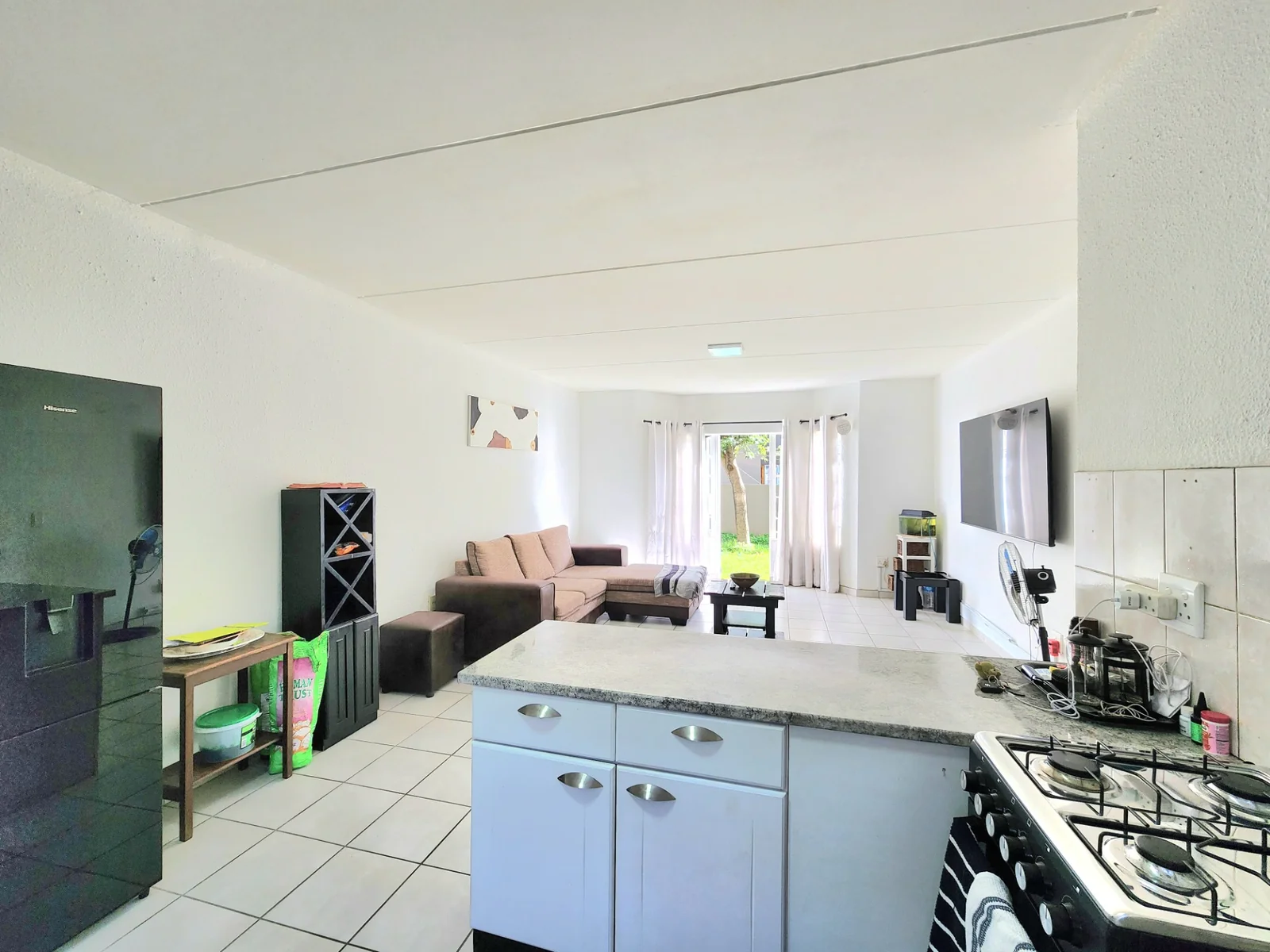 Spacious Ground Floor Unit in Secure Westwood Villas – Byers Park