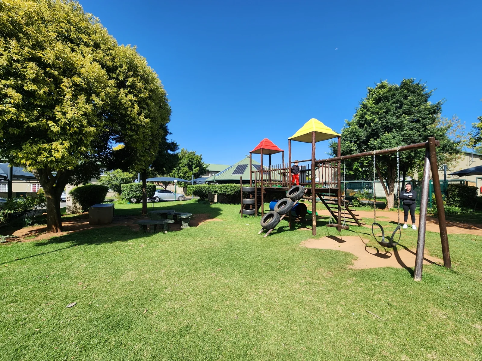 Spacious Ground Floor Unit in Secure Westwood Villas – Byers Park