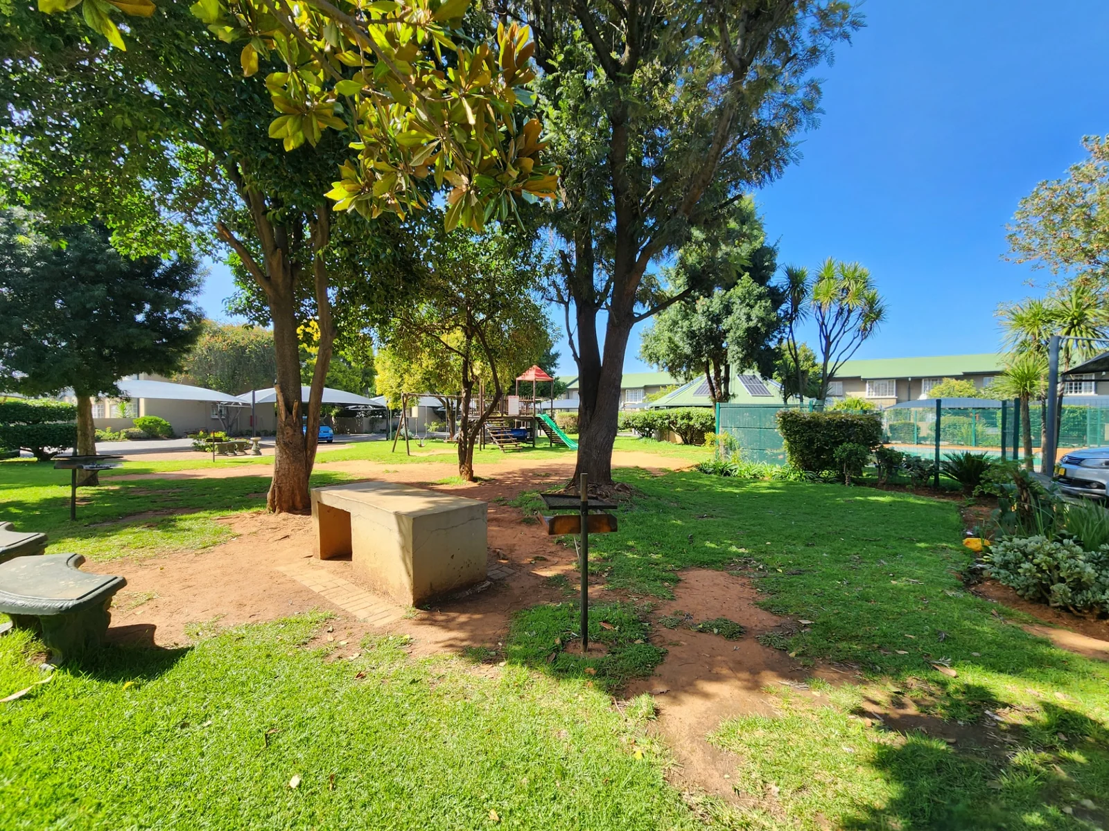 Spacious Ground Floor Unit in Secure Westwood Villas – Byers Park