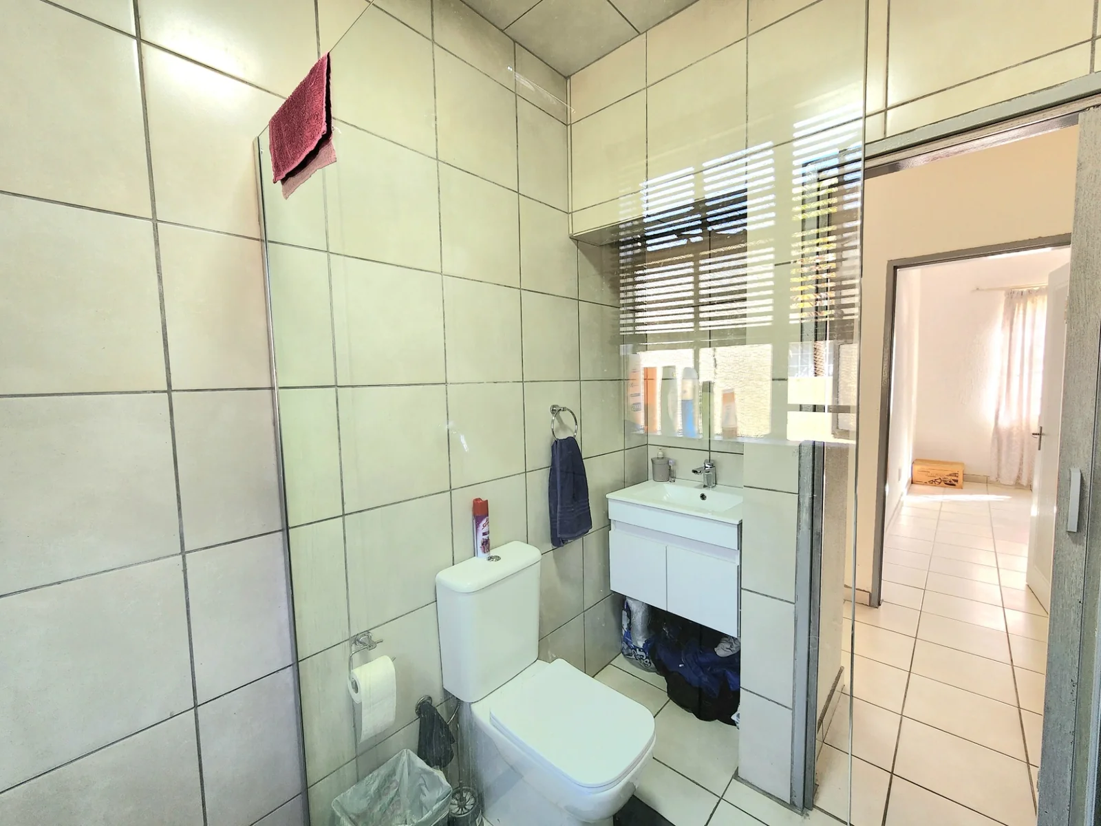 Spacious Ground Floor Unit in Secure Westwood Villas – Byers Park