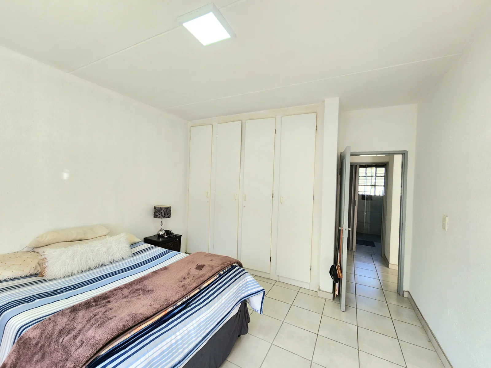 Spacious Ground Floor Unit in Secure Westwood Villas – Byers Park