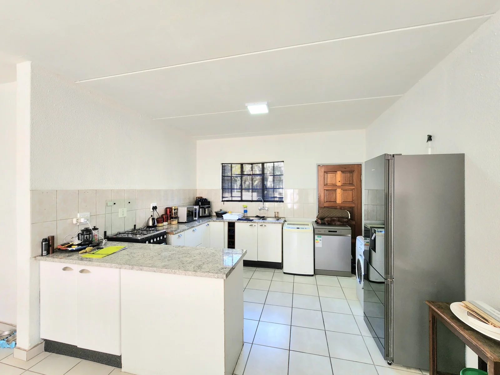 Spacious Ground Floor Unit in Secure Westwood Villas – Byers Park