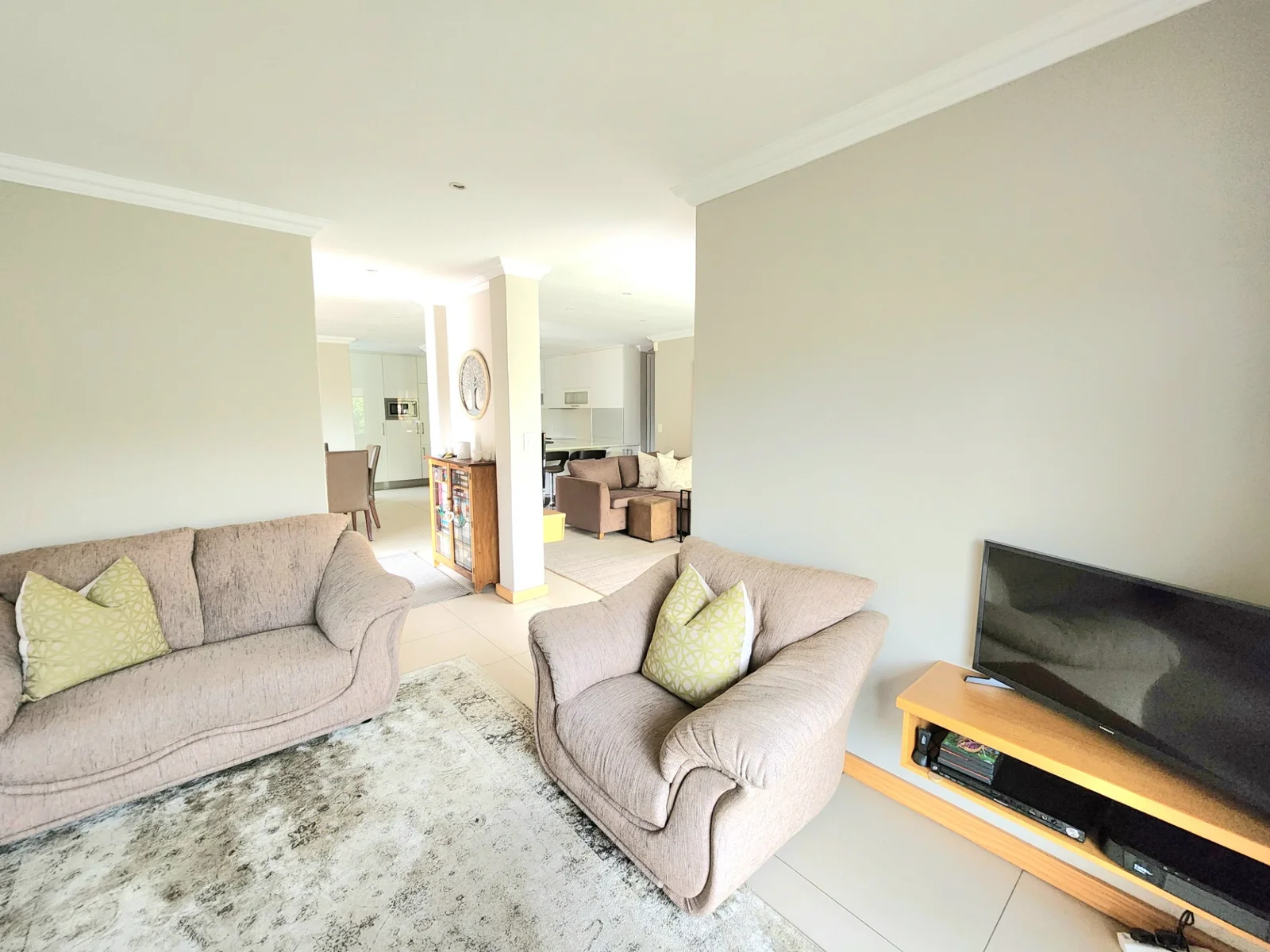 Immaculate Family Home in Exclusive Estate – Bardene, Boksburg