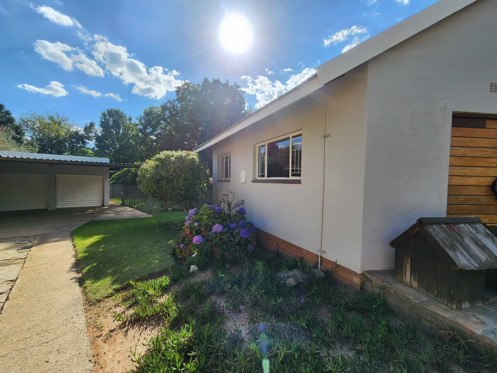 Spacious 3 Bedroom home to Rent in Farrarmere