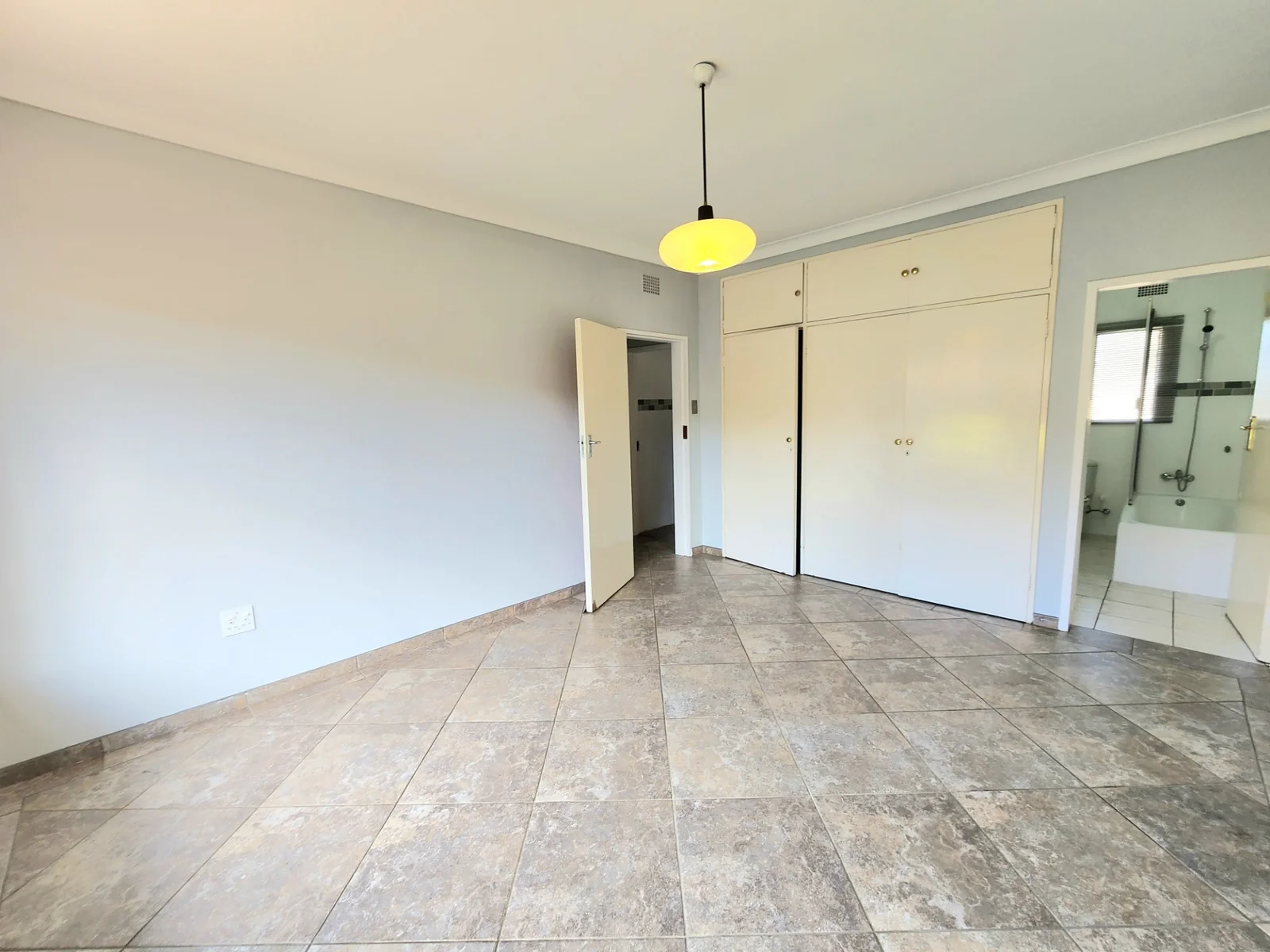 Spacious 3 Bedroom home to Rent in Farrarmere