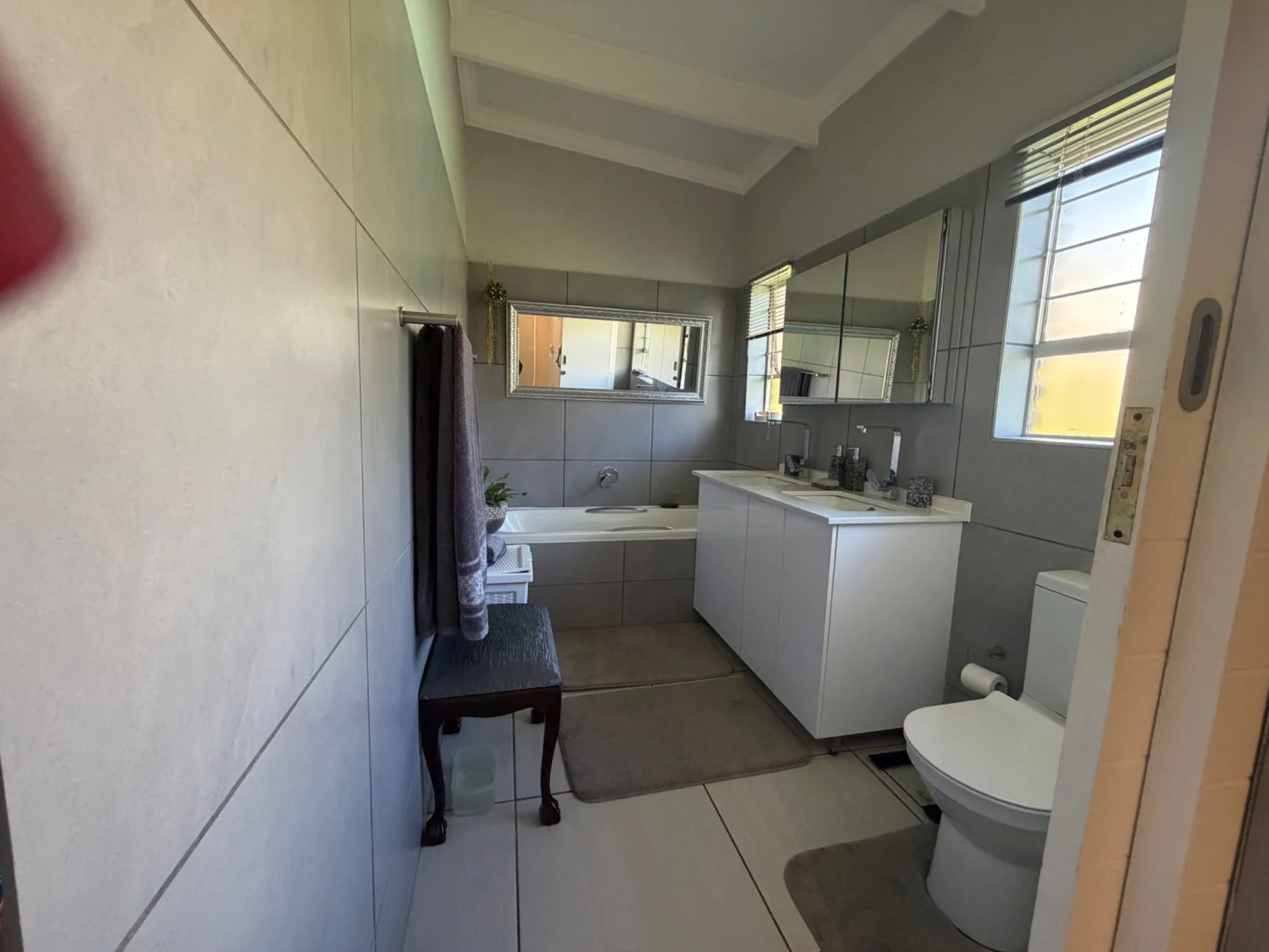 NEW LISTING ....... FOR THE BIGGER FAMILY IT IS ALL HERE!