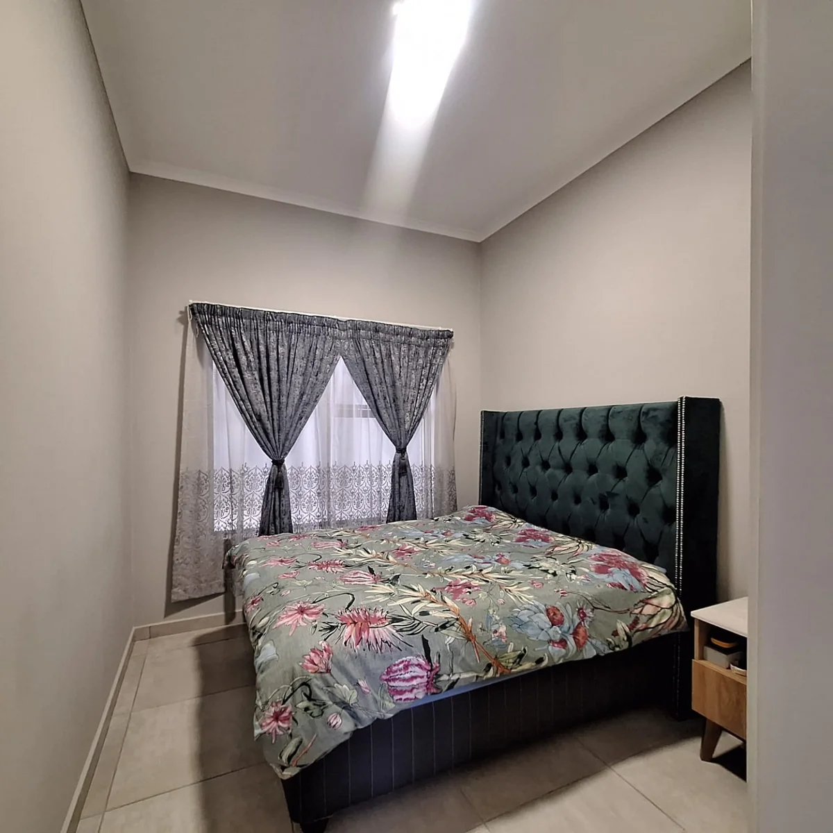 Comfortable 2-Bedroom Apartment To Rent in Sienna Complex