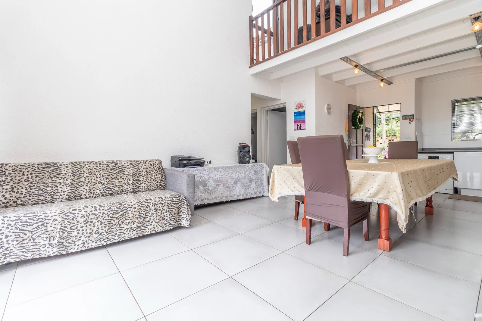 3 Bedroom Duplex for Sale in Allen’s Nek