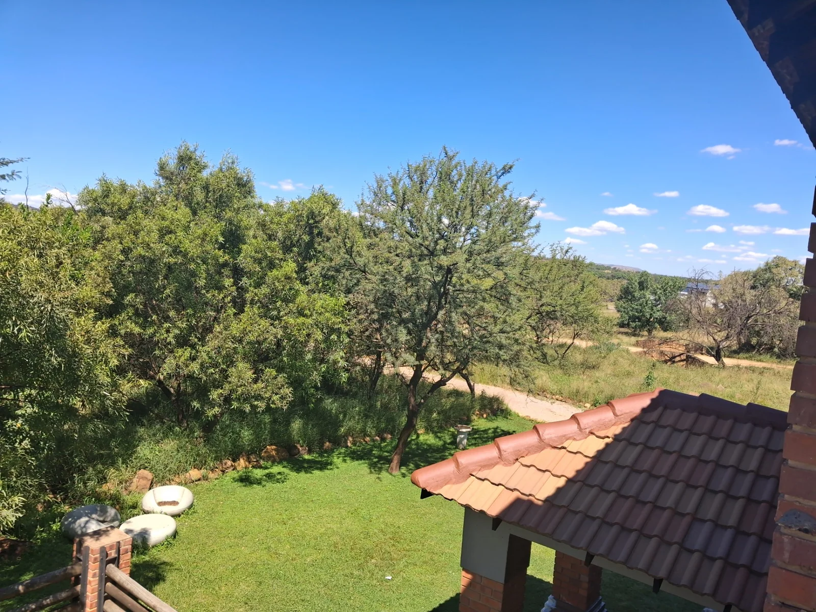 STUNNING FAMILY HOME TO LET IN LEEUWFONTEIN ESTATE!!!!!!