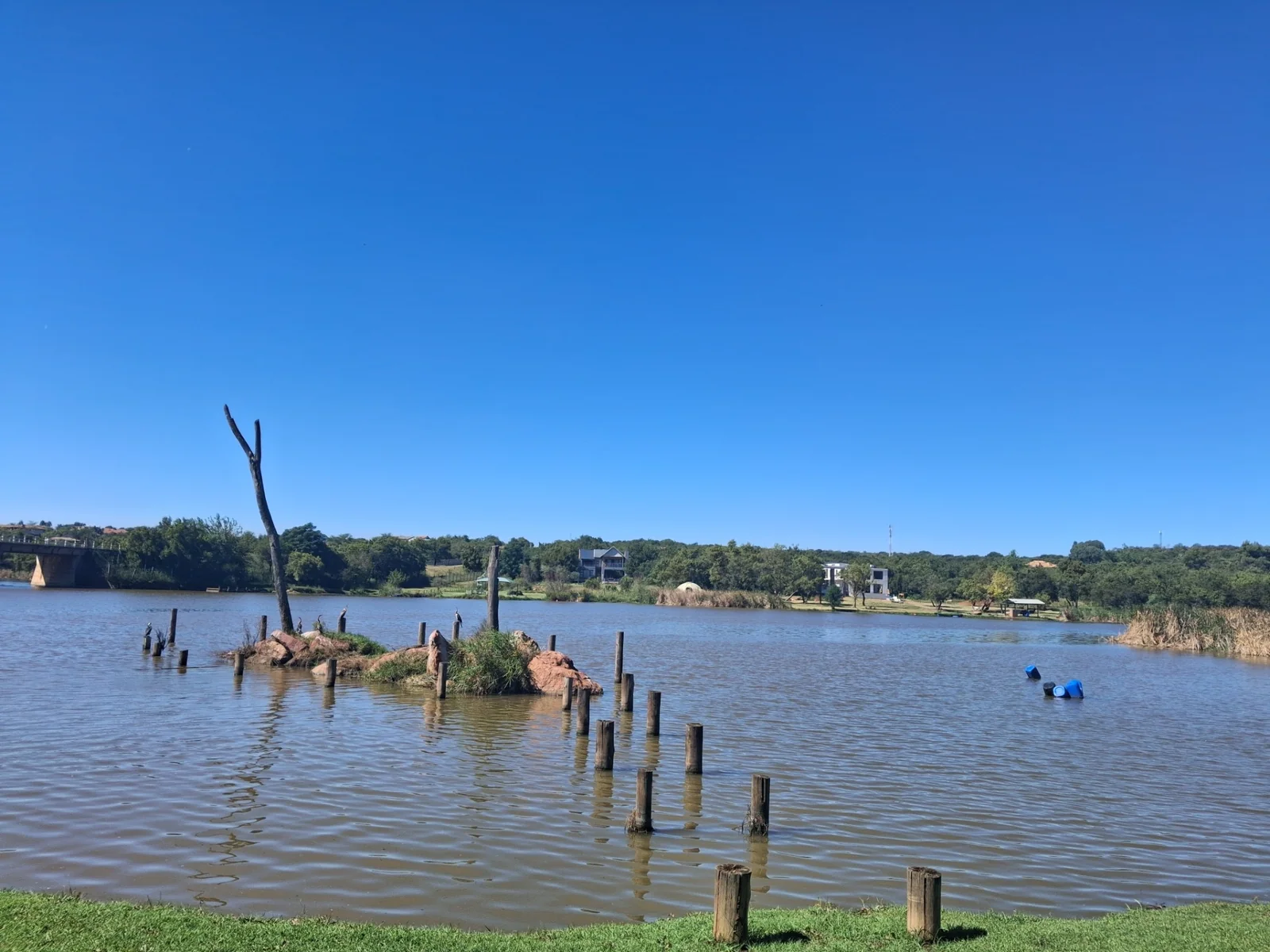 STUNNING FAMILY HOME TO LET IN LEEUWFONTEIN ESTATE!!!!!!