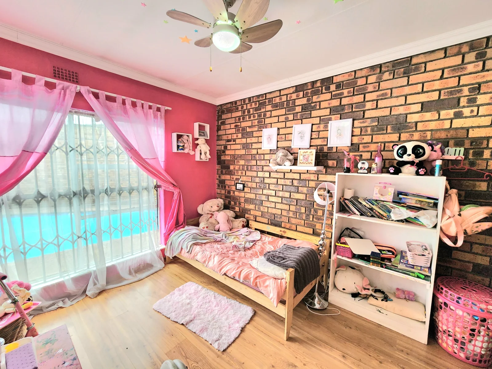 Family Comfort with Entertainer’s Charm in Atlasville