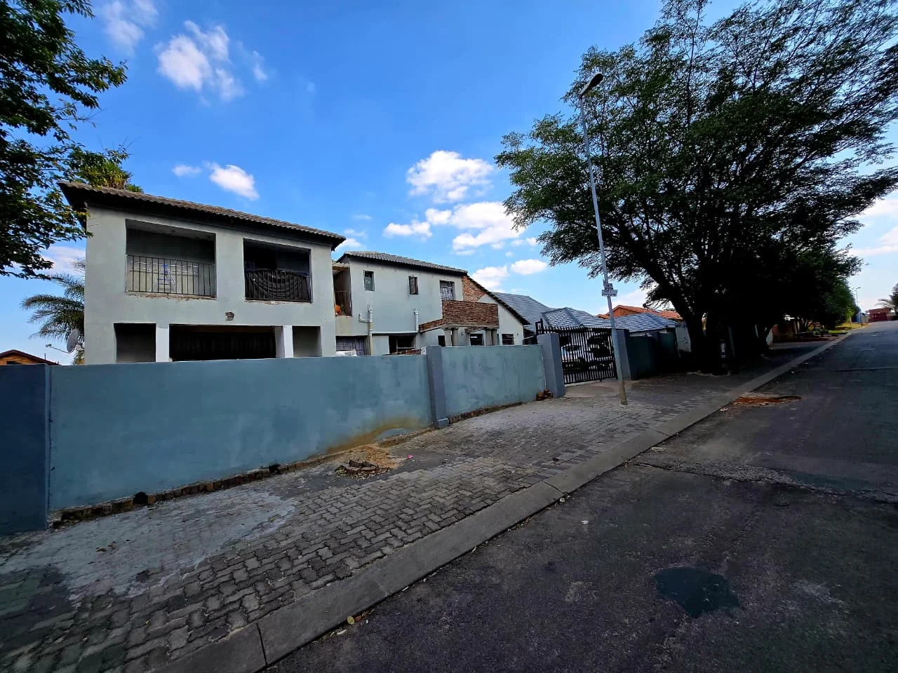 Maximise your returns: 28-unit income property in Tembisa Hospital View